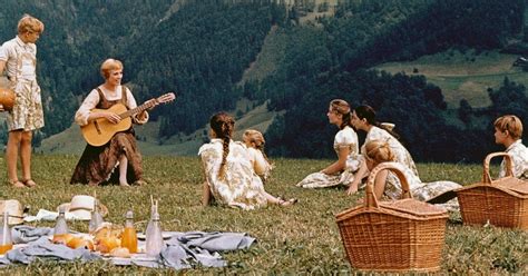 is sound of music a christmas movie